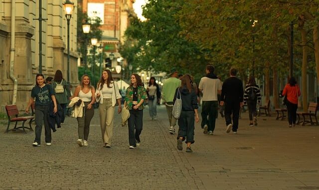 Kırkağaç'ta Gençler İçin Yeni Girişimler: Girişimcilik Destekleri Kırkağaç'ta Gençler İçin Yeni Girişimler: Girişimcilik Destekleri